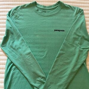 Patagonia Men’s Long-sleeve Tee